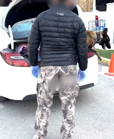 50-Kilo-Uyusturucuyla-Yakalanan-Sahis-Tutuklanarak-Cezaevine-Konuldu-featured