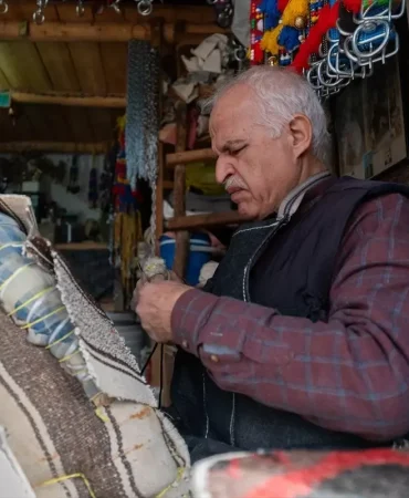 70-Yasindaki-Mehmet-Ulucan-Yarim-Asirdir-Semer-Dikiyor-featured