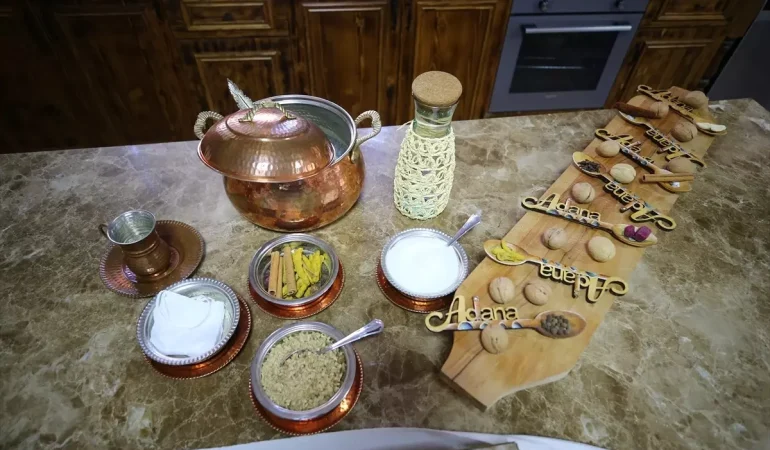 Adana8217nin-Geleneksel-Kaynar-Mirasi-Yeni-Nesillere-Tasiniyor-featured