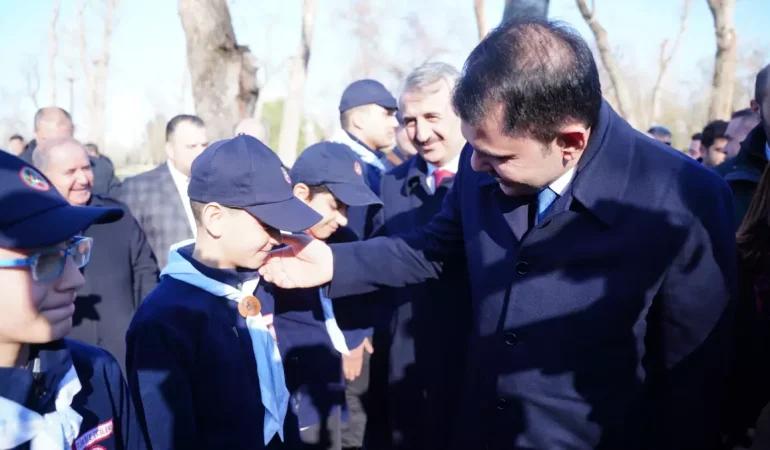 Bakan-Kurum-Selimiye-Camiine-Ziyarette-Bulundu-featured