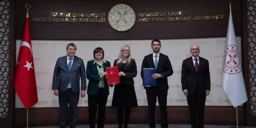 Bakan-Simsek-ve-Carlo-Monticelli8217den-Kritik-Finansman-Imzasi-featured