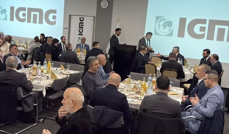 Berlinde-Islam-Toplumu-Milli-Gorus-Teskilati-Iftar-Duzenledi-featured