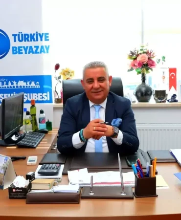 Beyazay-Sube-Baskani-Gocmen-8220Yaralari-Devlet-Millet-El-Ele-Sardi8221-featured