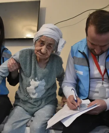 Bitlis8217te-101-Yasindaki-Kadina-Evde-Saglik-Destegi-featured