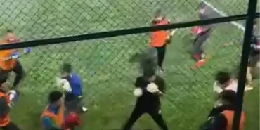 Boksorlerden-Hali-Sahada-Cifte-Mesai-Hem-Antrenman-Hem-Futbol-featured