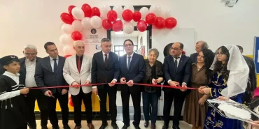 Depremde-Yitirdigi-Evlatlarinin-Anisini-Bilim-ve-Sanatla-Yasatiyor-featured
