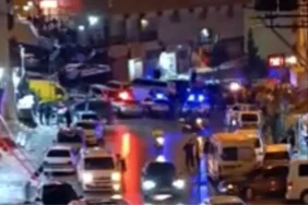 Efeler8217de-dugun-salonu-onunde-silahli-saldiri-Genc-adam-agir-yarali-featured