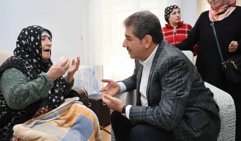 Esenler8217de-Emekliler-Icin-Sosyal-Destek-Karti-Donemi-Basliyor-featured