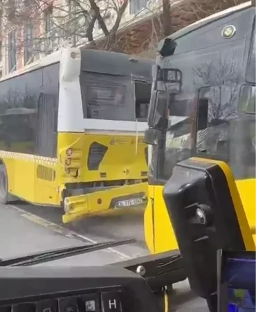 Fatih-Unkapani8217nda-Zincirleme-Kaza-3-IETT-Otobusu-Carpisti-featured