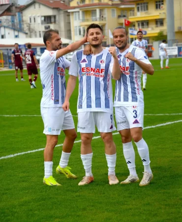 Fethiyespor-Kendi-Sahasinda-Arnavutkoy-Belediyespor8217u-Agirliyor-featured