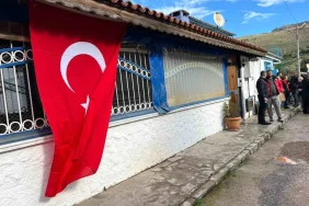 Izmirdeki-Sehit-Pilotun-Evinde-Derin-Yas-featured