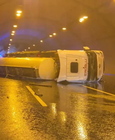 Kuzey-Marmara-Otoyolu-Tunelinde-Tanker-Devrildi-Trafik-Kilitlendi-featured