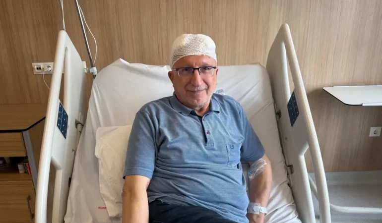 Parkinson-Hastasi-Beyin-Pili-Tedavisiyle-Sifa-Buldu-featured