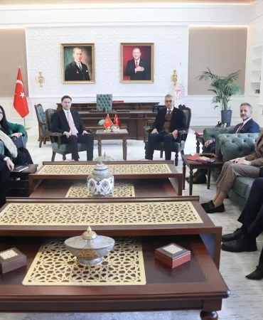 Saglik-Bakani-Memisoglu-Karadagli-Mevkidasiyla-Bir-Araya-Geldi-featured