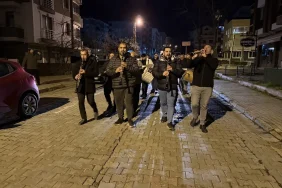 Tekirdagda-sahur-mesaisi-Vatandaslar-belediye-bandosuyla-uyandi-featured