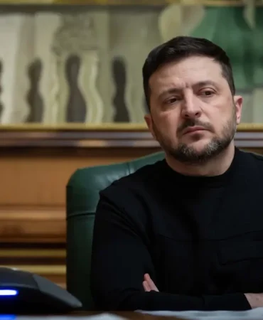 Zelenskiy-Uclu-Gorusmelerin-Yeni-Duragi-Abu-Dabi-Olabilir-featured