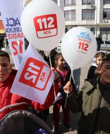 Kiliste-kurulan-112-standinda-halka-yonelik-bilgilendirme-yapildi-featured